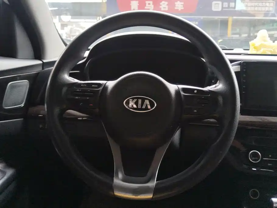Kia K4 — миниатюра 15