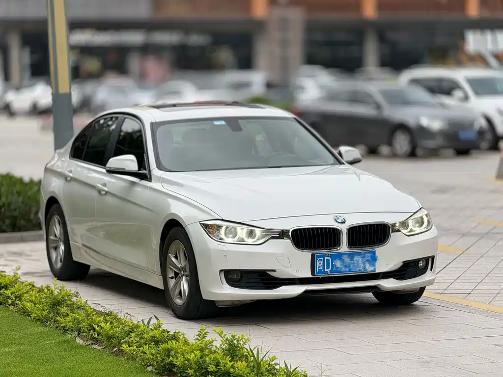 BMW 3 Series — миниатюра 3