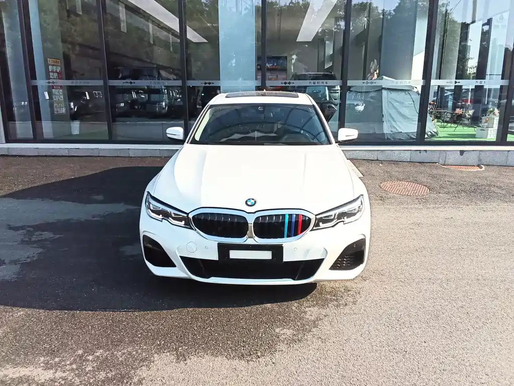 BMW 3 Series — миниатюра 2