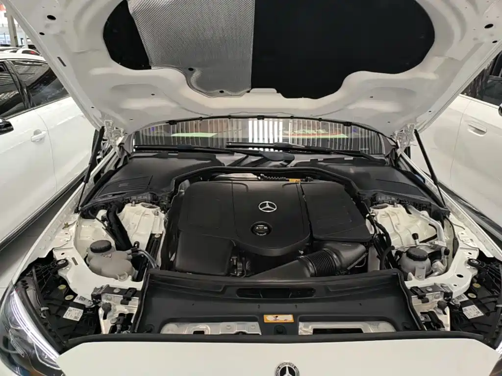Mercedes-Benz C-Class — миниатюра 20