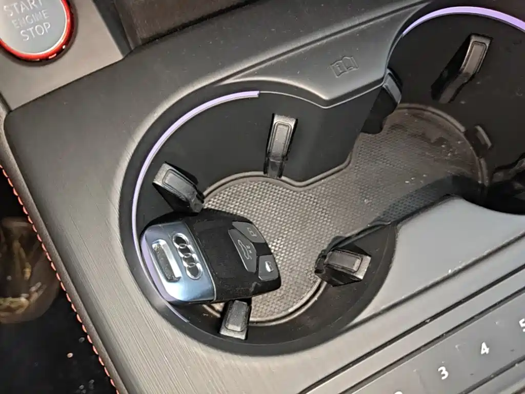 Audi S4 — миниатюра 9