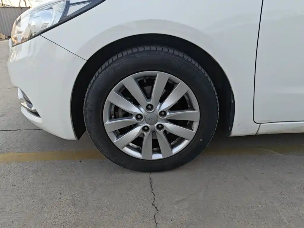 Kia K3 — миниатюра 23