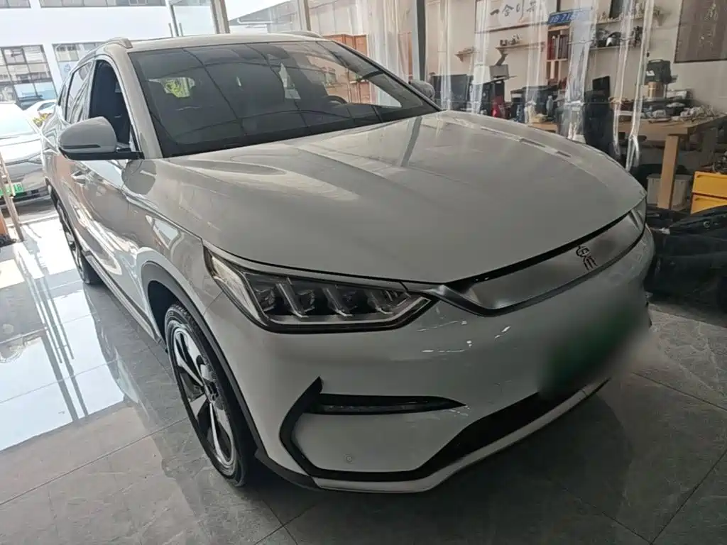 BYD PLUS New Energy — миниатюра 4