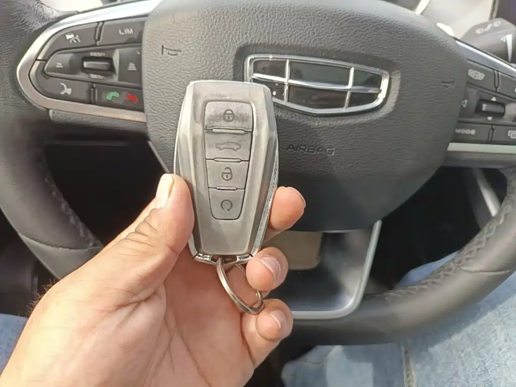 Geely Binyue — миниатюра 9