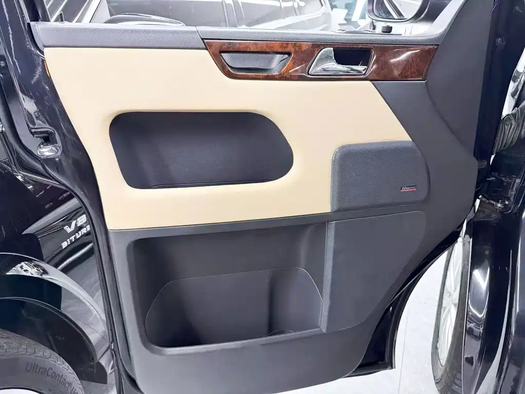 Volkswagen Multivan — миниатюра 15