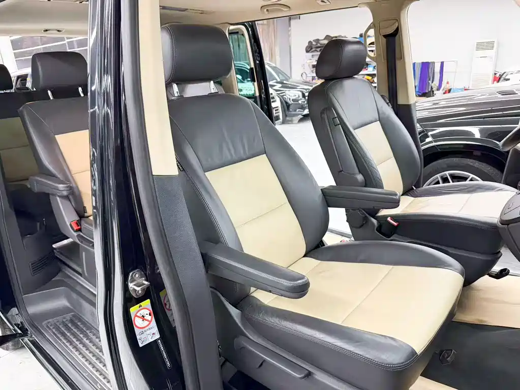 Volkswagen Multivan — миниатюра 18