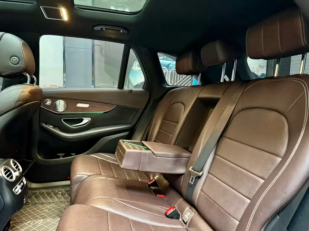 Mercedes-Benz GLC — миниатюра 9