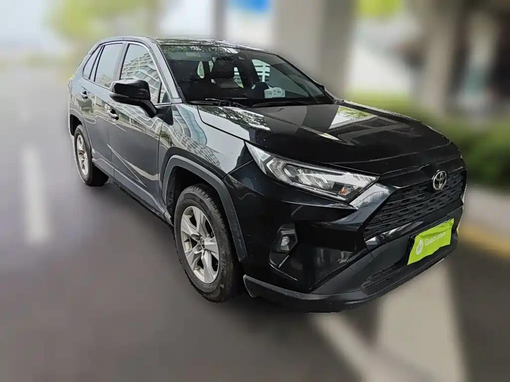 Toyota RAV4 — миниатюра 3