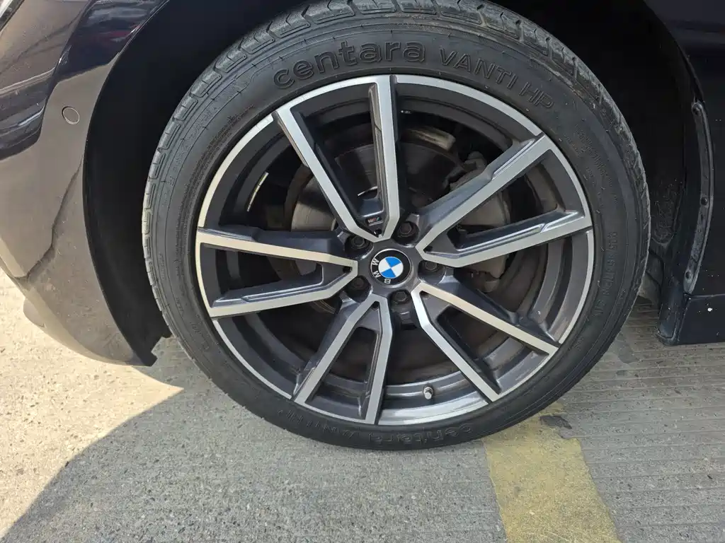 BMW 3 Series — миниатюра 3