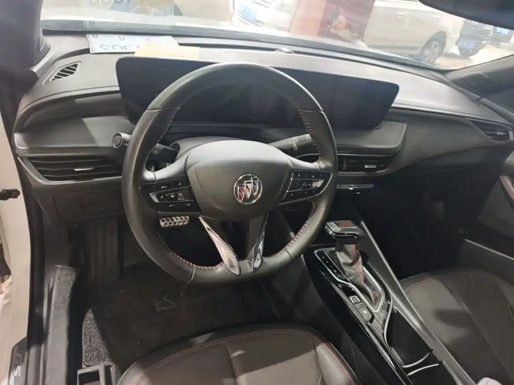 Buick Verano — миниатюра 10
