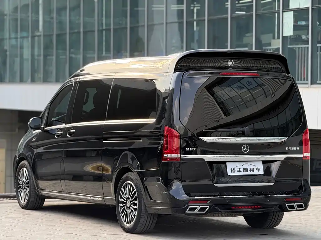 MERCEDES-BENZ V CLASS