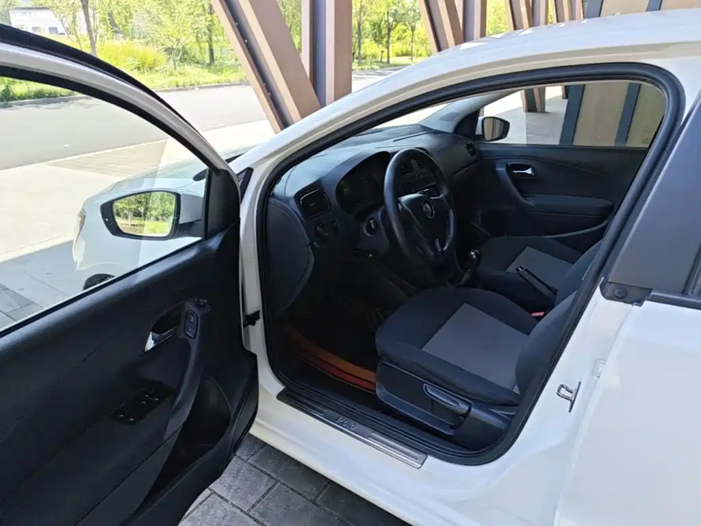 Volkswagen Polo — миниатюра 16