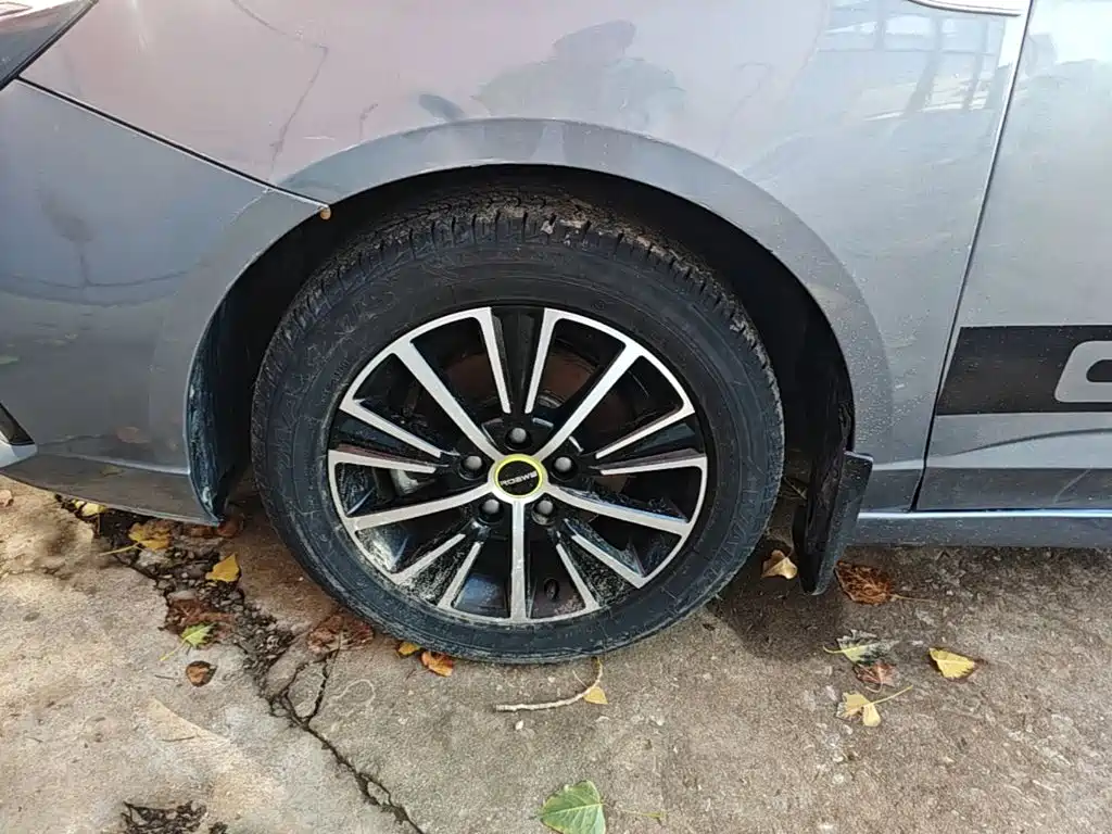 Roewe i5 — миниатюра 23