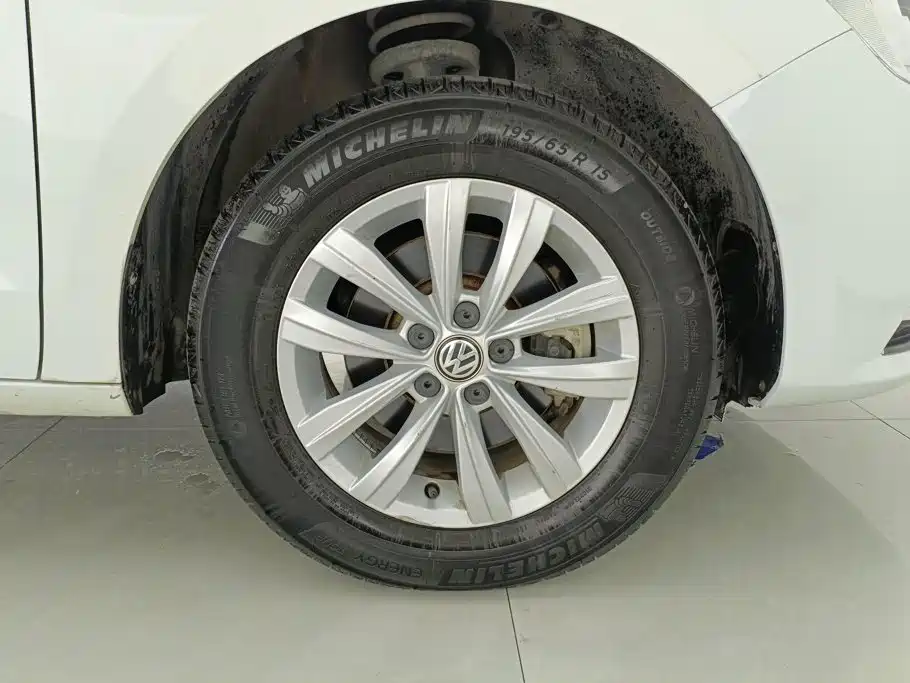 Volkswagen Bora — миниатюра 6