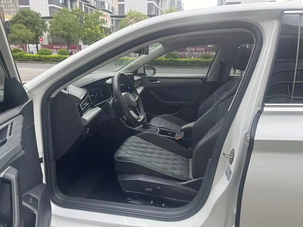 Volkswagen Sagitar — миниатюра 8