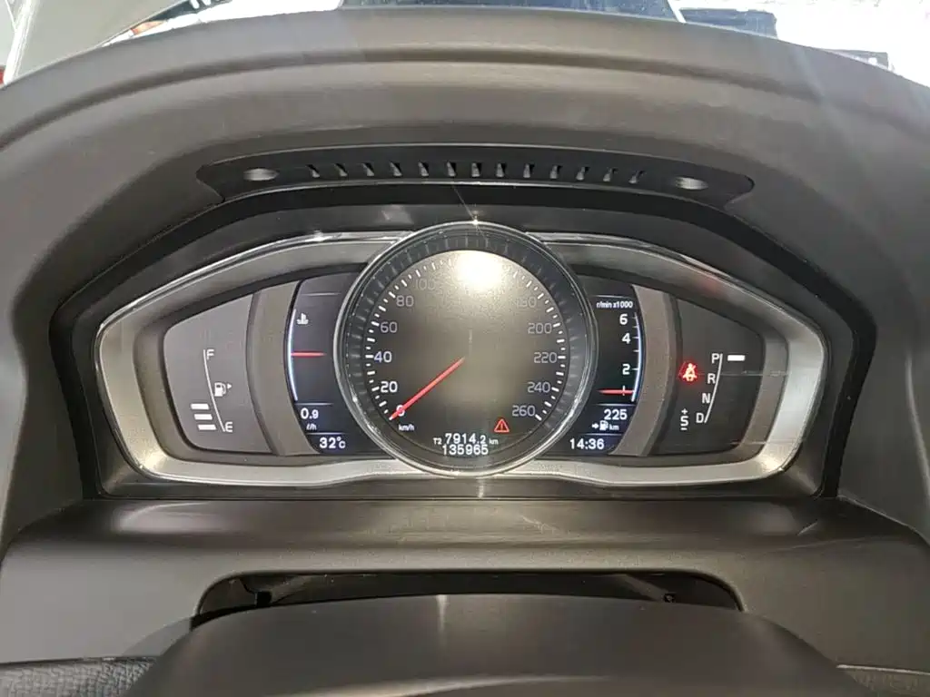 Volvo XC60 — миниатюра 12