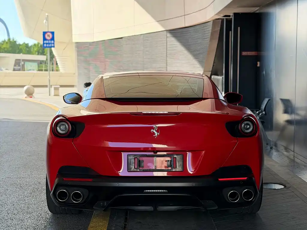 Ferrari Portofino — миниатюра 10