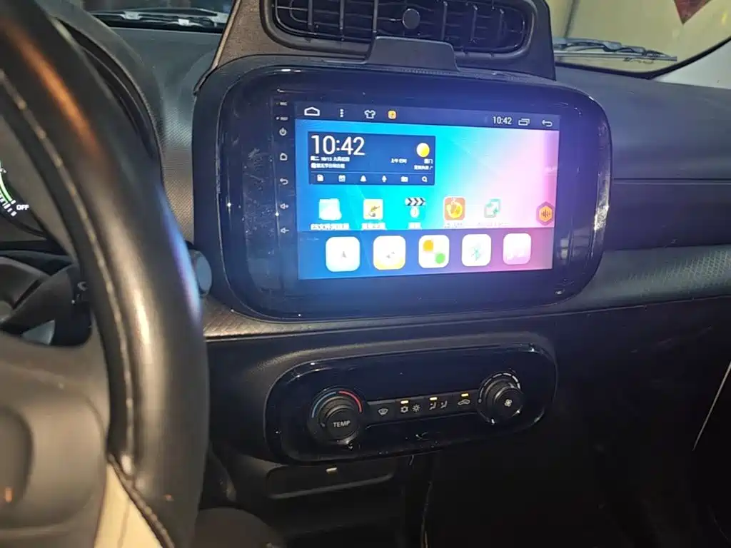 Roewe Clever — миниатюра 13