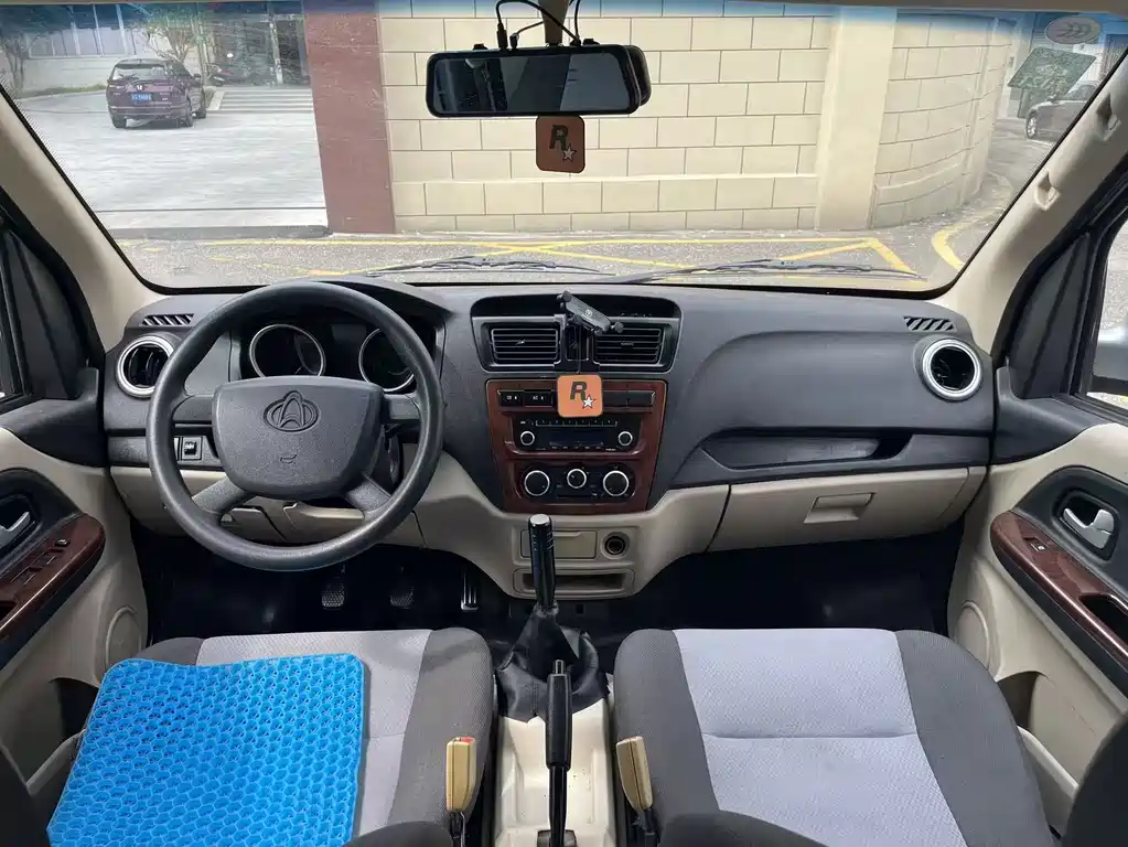 CHANGAN CHANGAN RUIXING M80