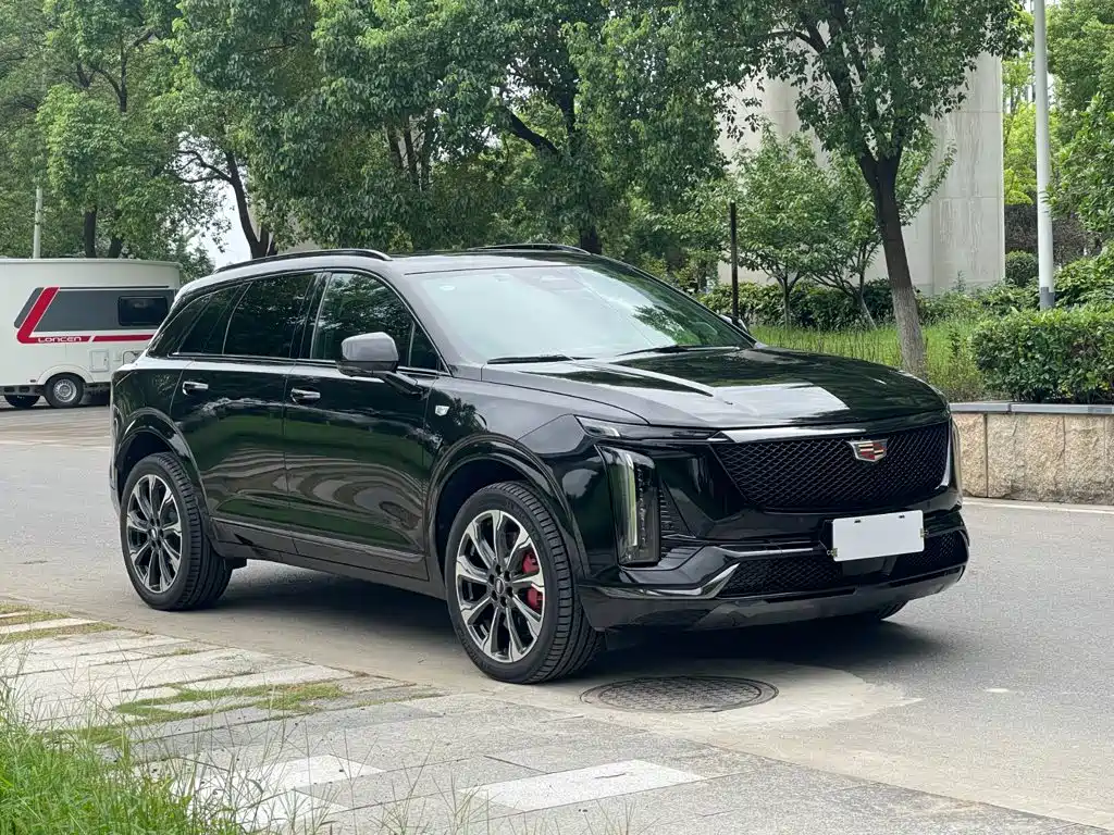 Cadillac XT5 — миниатюра 4