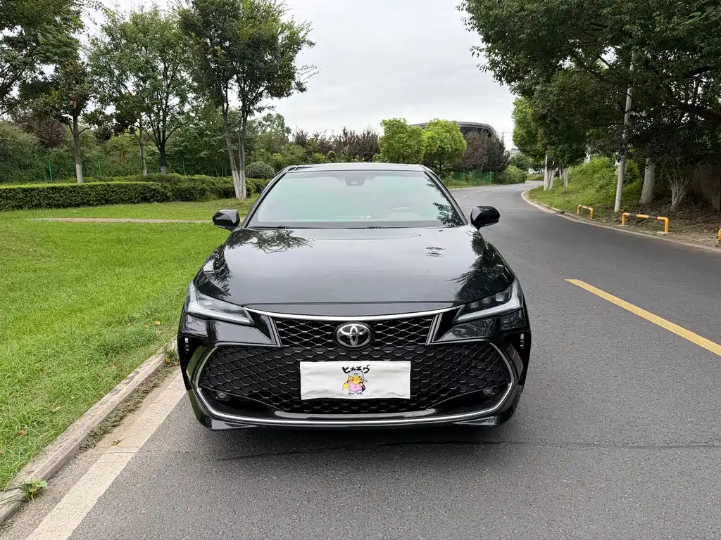 Toyota Avalon — миниатюра 2