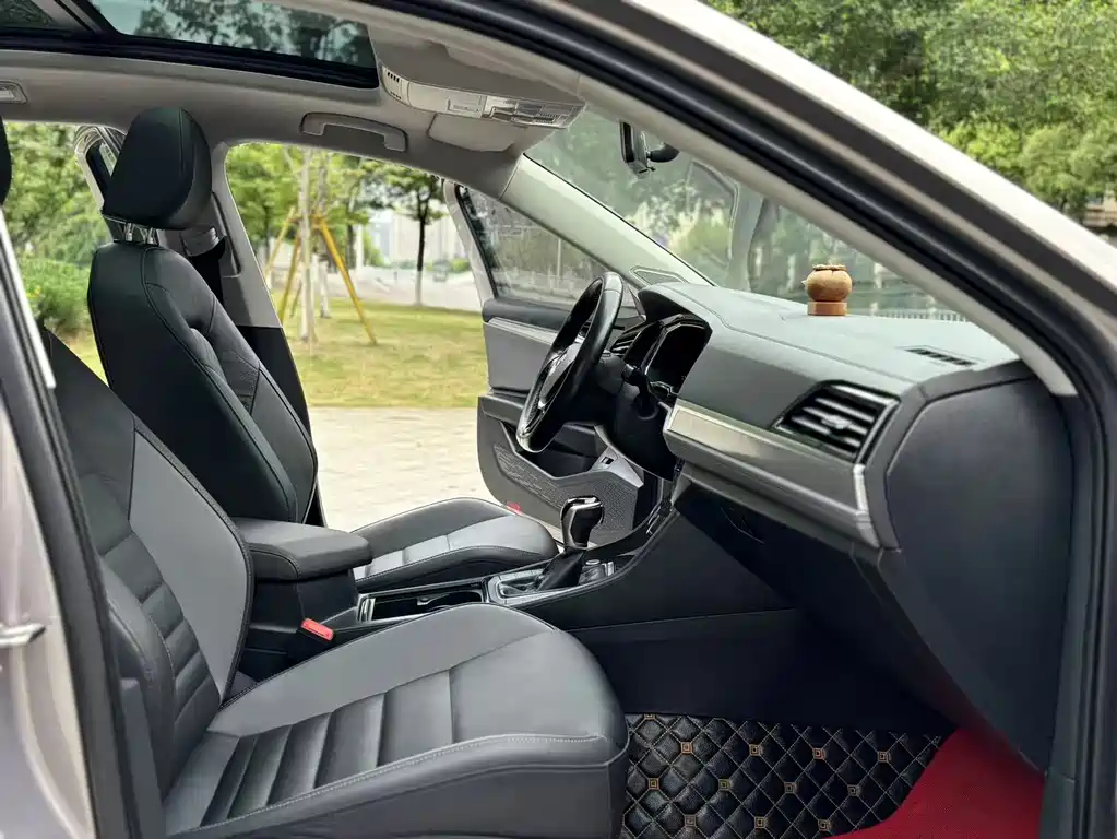 Volkswagen Sagitar — миниатюра 8