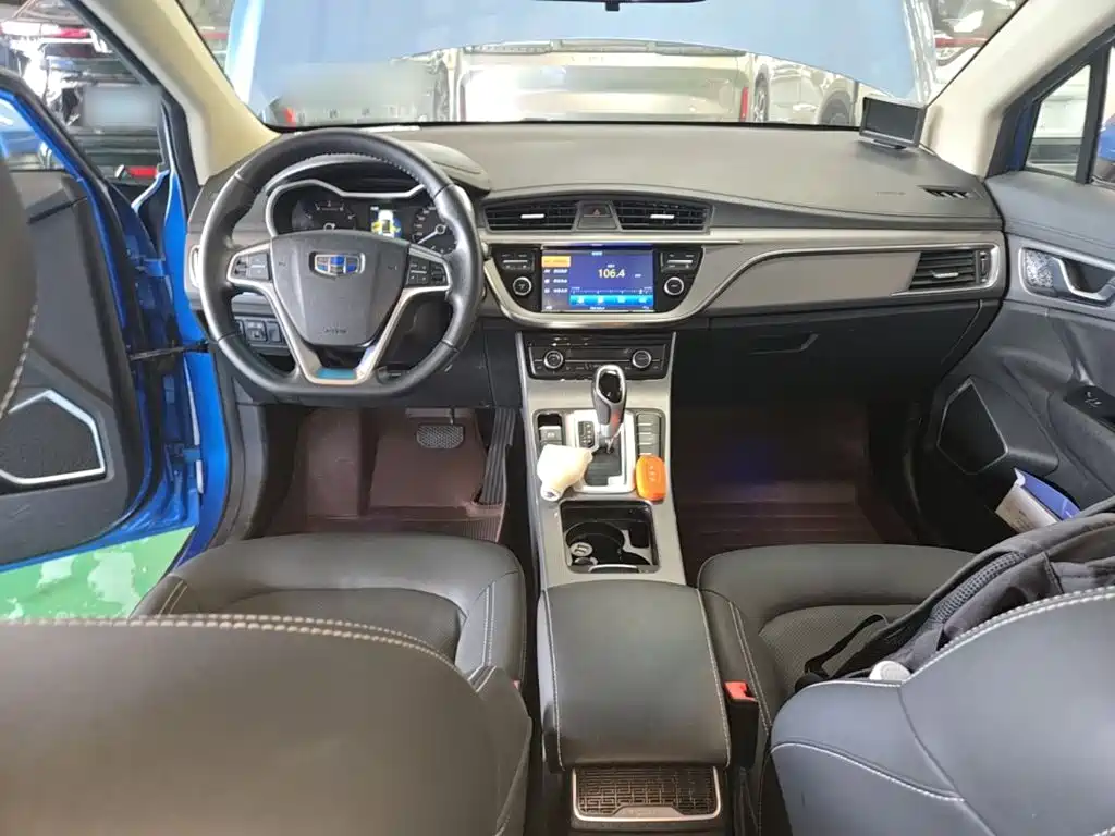 Geely Emgrand GS — миниатюра 10