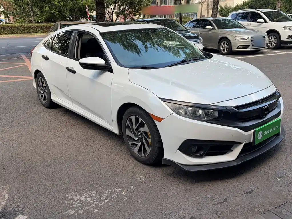 Honda Civic — миниатюра 6