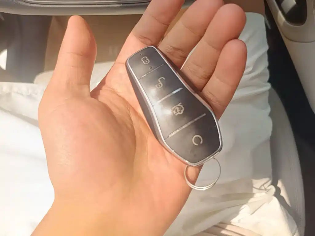 BYD Yuan UP — миниатюра 9