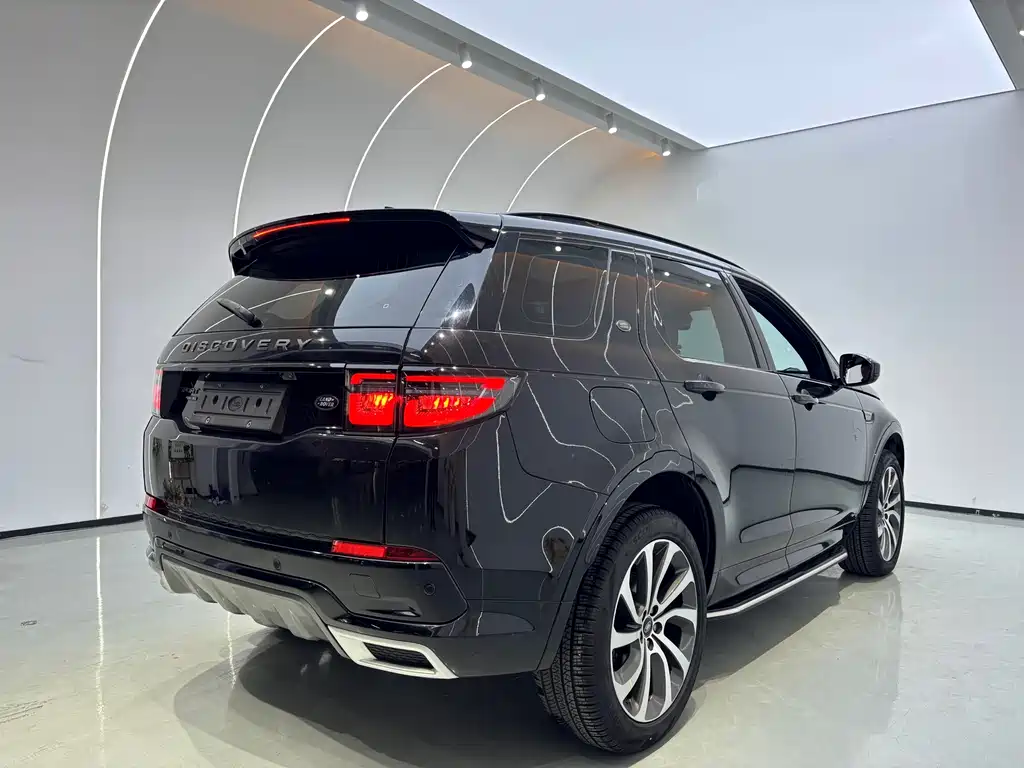 LAND ROVER DISCOVER SPORTS