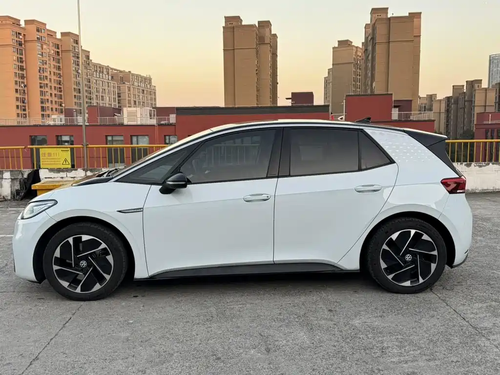Volkswagen ID.3 — миниатюра 7