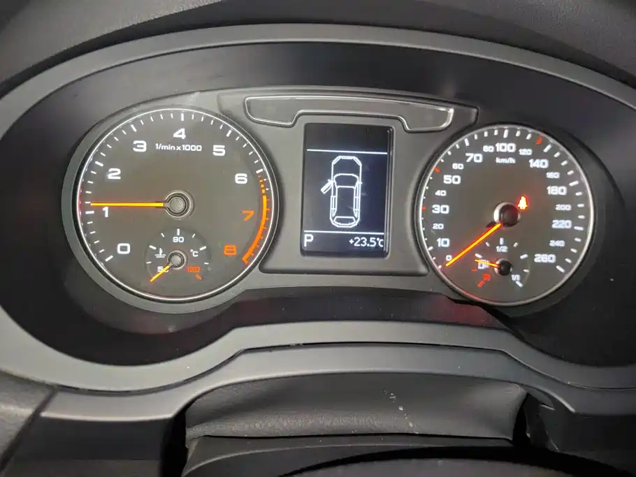 Audi Q3 — миниатюра 14