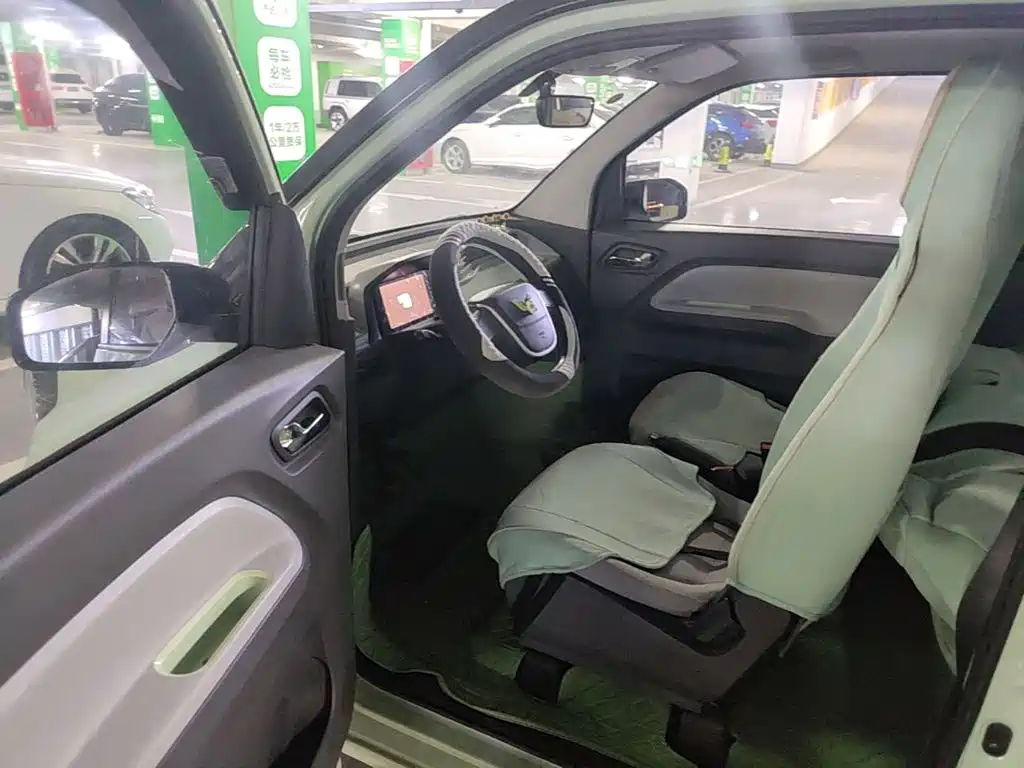 Wuling MINIEV — миниатюра 19