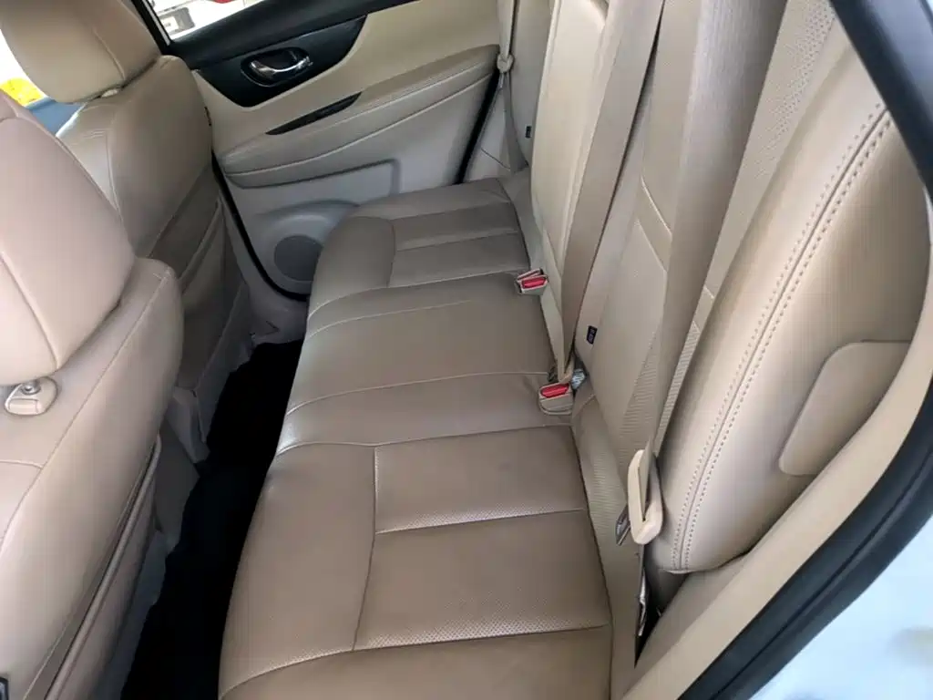 Nissan X-Trail — миниатюра 17