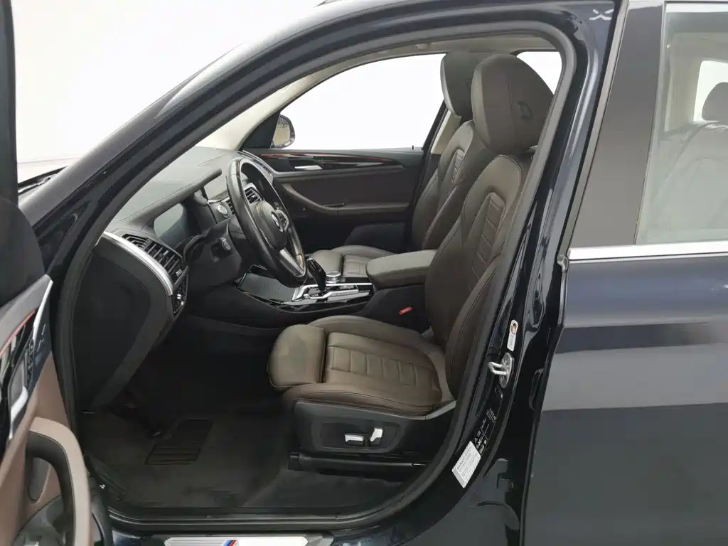 BMW X3 — миниатюра 10