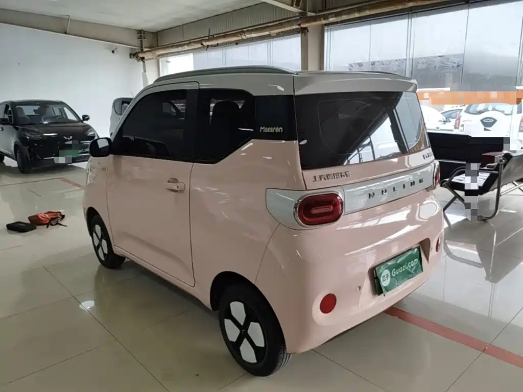 Wuling MINIEV — миниатюра 5