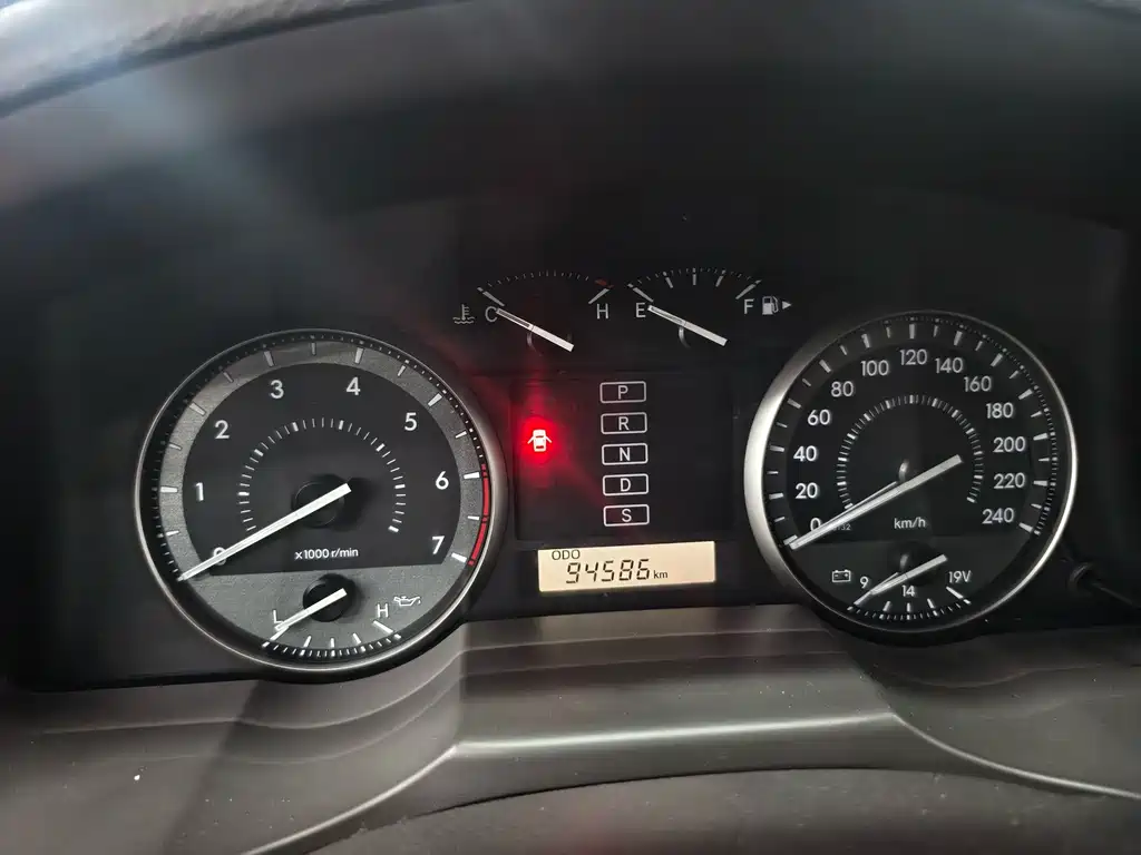 Toyota Land Cruiser — миниатюра 7