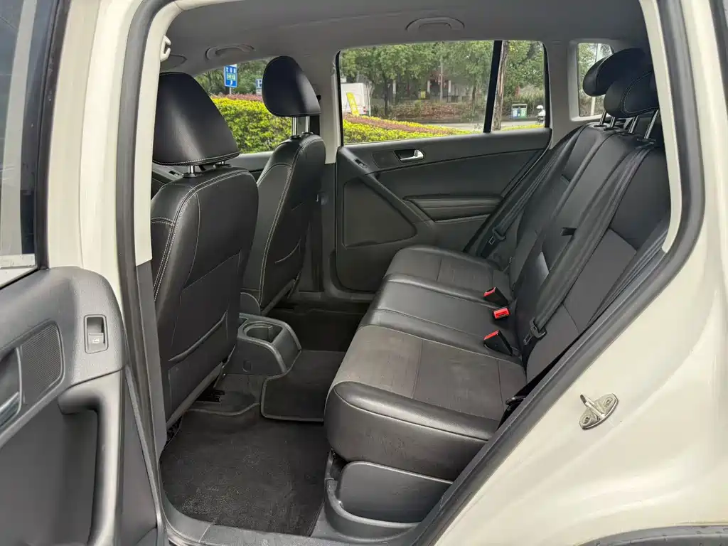 Volkswagen Tiguan — миниатюра 9