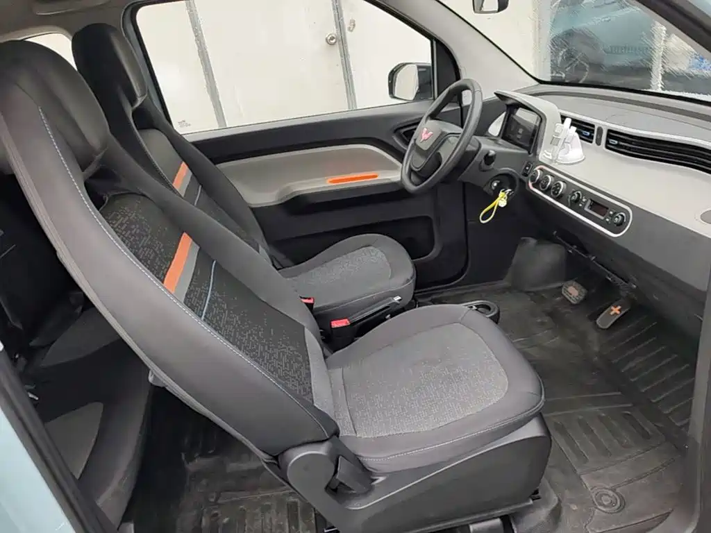 Wuling MINIEV — миниатюра 25