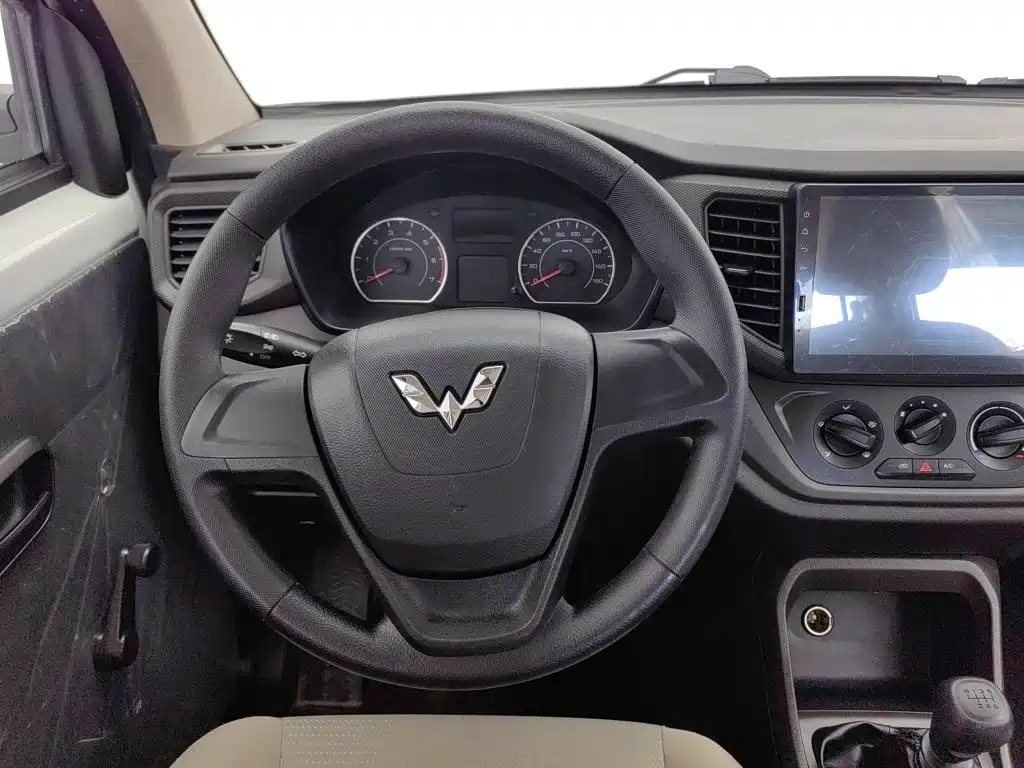 Wuling Hongguang V — миниатюра 11