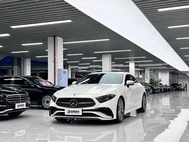 MERCEDES-BENZ CLS