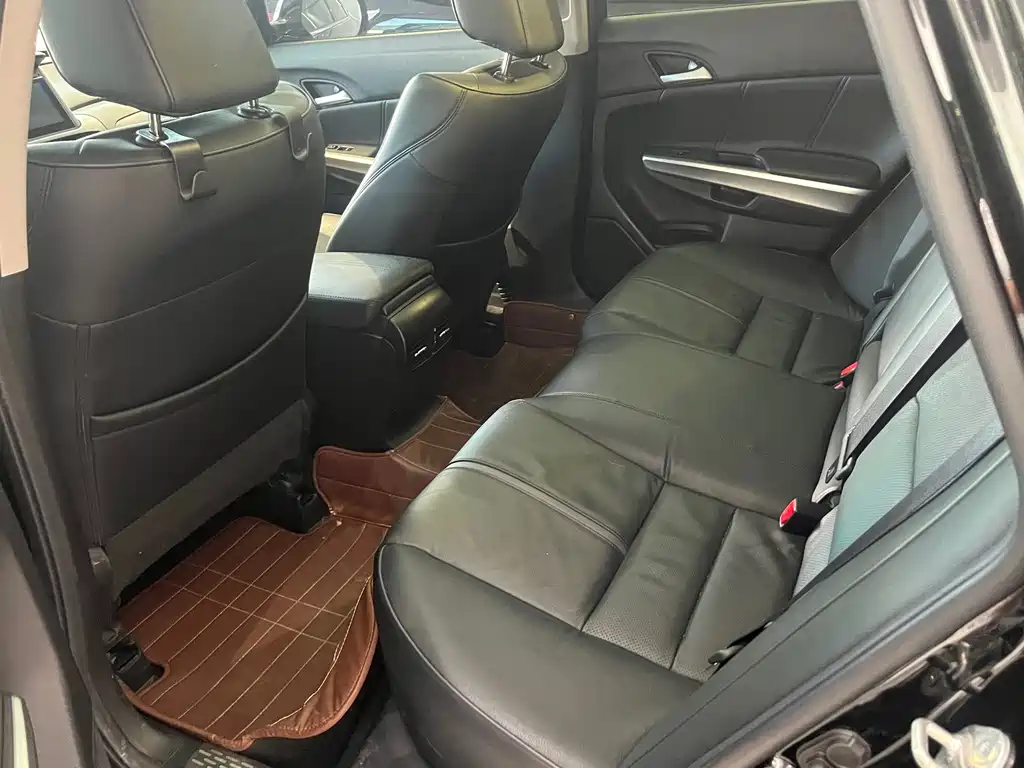 Honda Crosstour — миниатюра 6