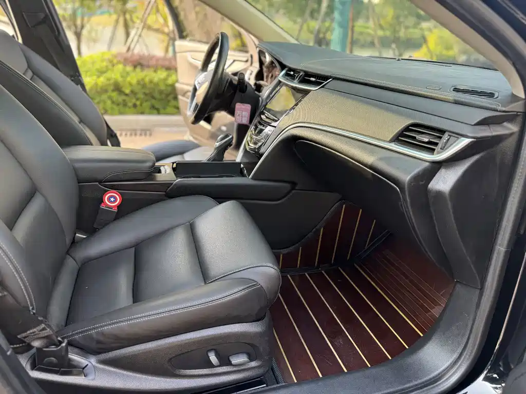 Cadillac XTS — миниатюра 5