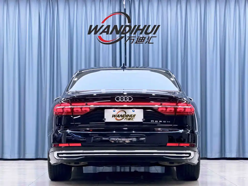 Audi A8 — миниатюра 5