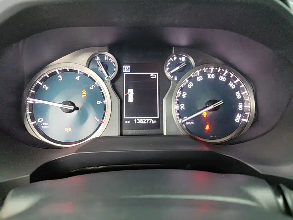 Toyota Prado — миниатюра 12