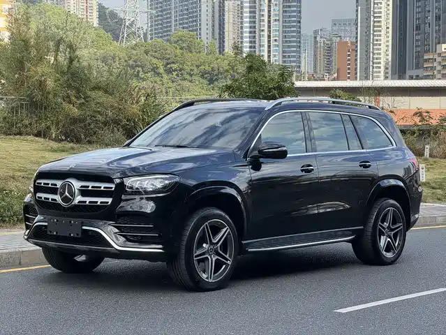 MERCEDES-BENZ GLS 2021