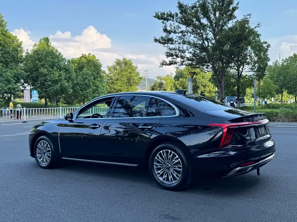 Hongqi Hongqi H5 — миниатюра 7