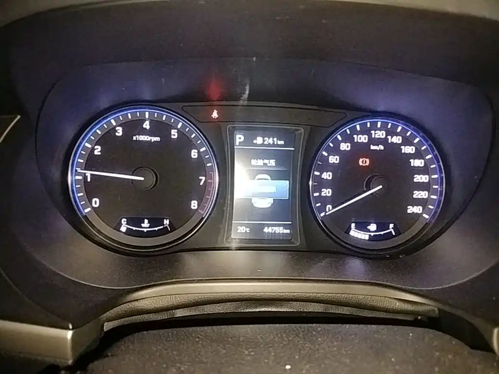 Hyundai Mistra — миниатюра 16
