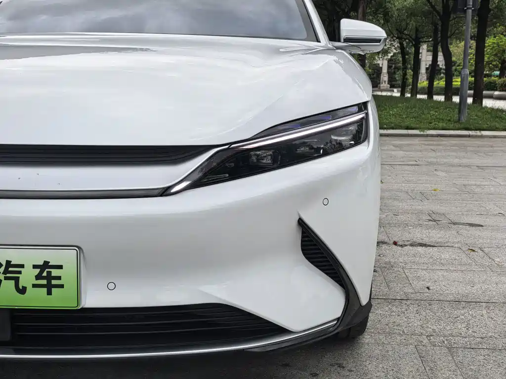 BYD Han — миниатюра 14