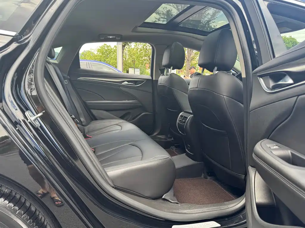 Buick LaCrosse — миниатюра 16